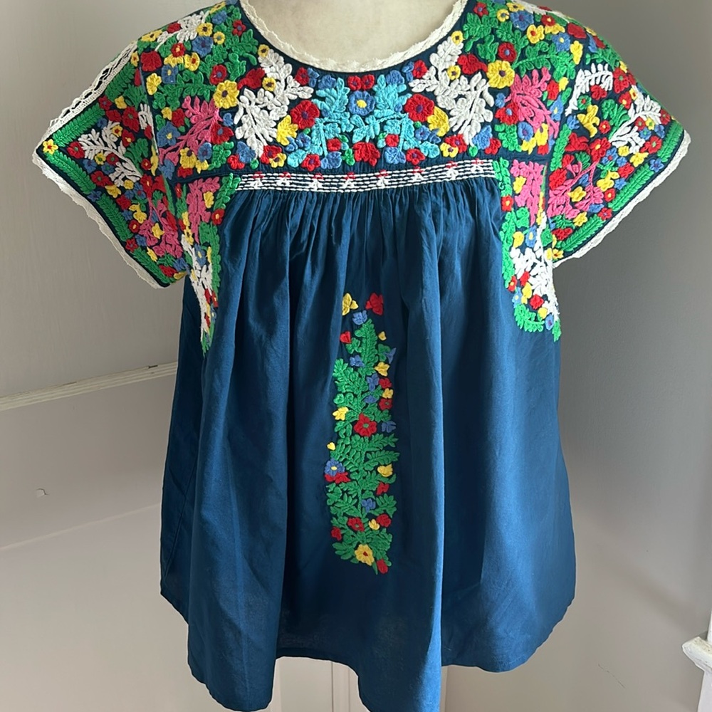 Frances Valentine Oaxaca Navy Top Sz. Med